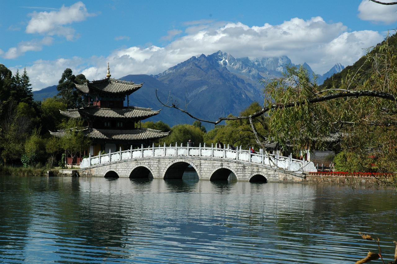 Greentree Inn Yunnan Lijiang Qixing Street Express Hotel Eksteriør bilde